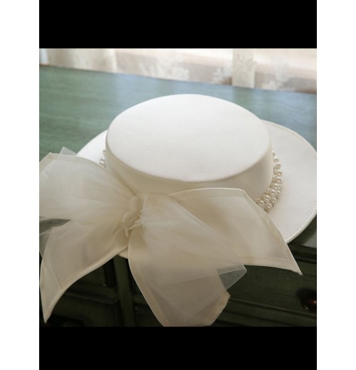 White  Pearl Bow Knot Hat