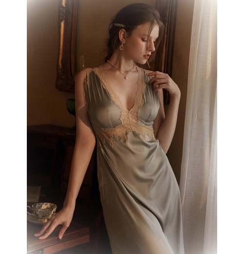  Lace Backless V-Neck Satin Sleepwear